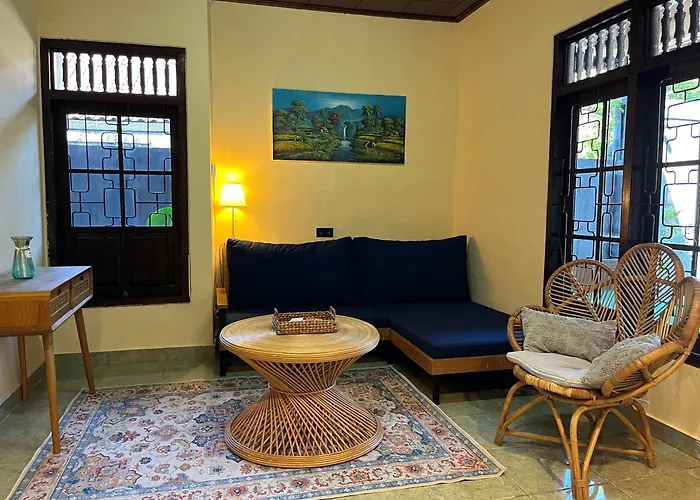 Ferienhaus Balinese 4br -scenic Stroll To Nusa Dua (Bali)