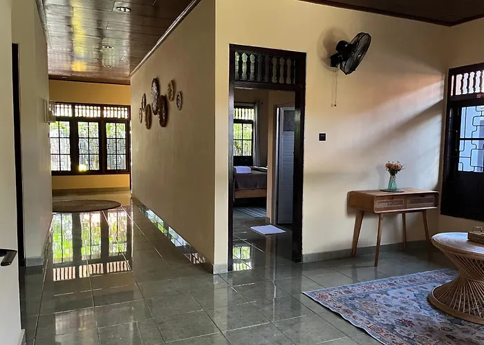 Balinese 4br -scenic Stroll To * Nusa Dua (Bali)