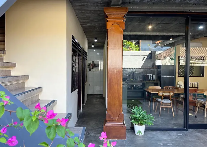 Balinese 4br -scenic Stroll To Nusa Dua (Bali)